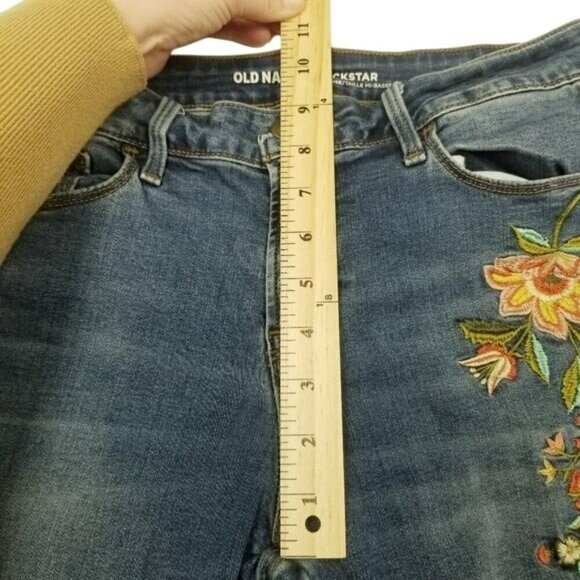 Old Navy Rockstar Mid-Rise Embroidered Floral Skinny Jeans Womens 6 Blue Denim - Picture 14 of 16